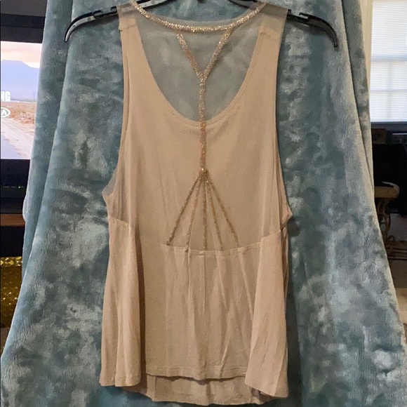 Top - Picture 4 of 8